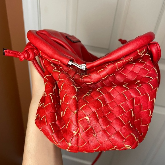 Melie Bianco Ellise Medium Top Handle Vegan Leather Bag - Picture 8 of 10